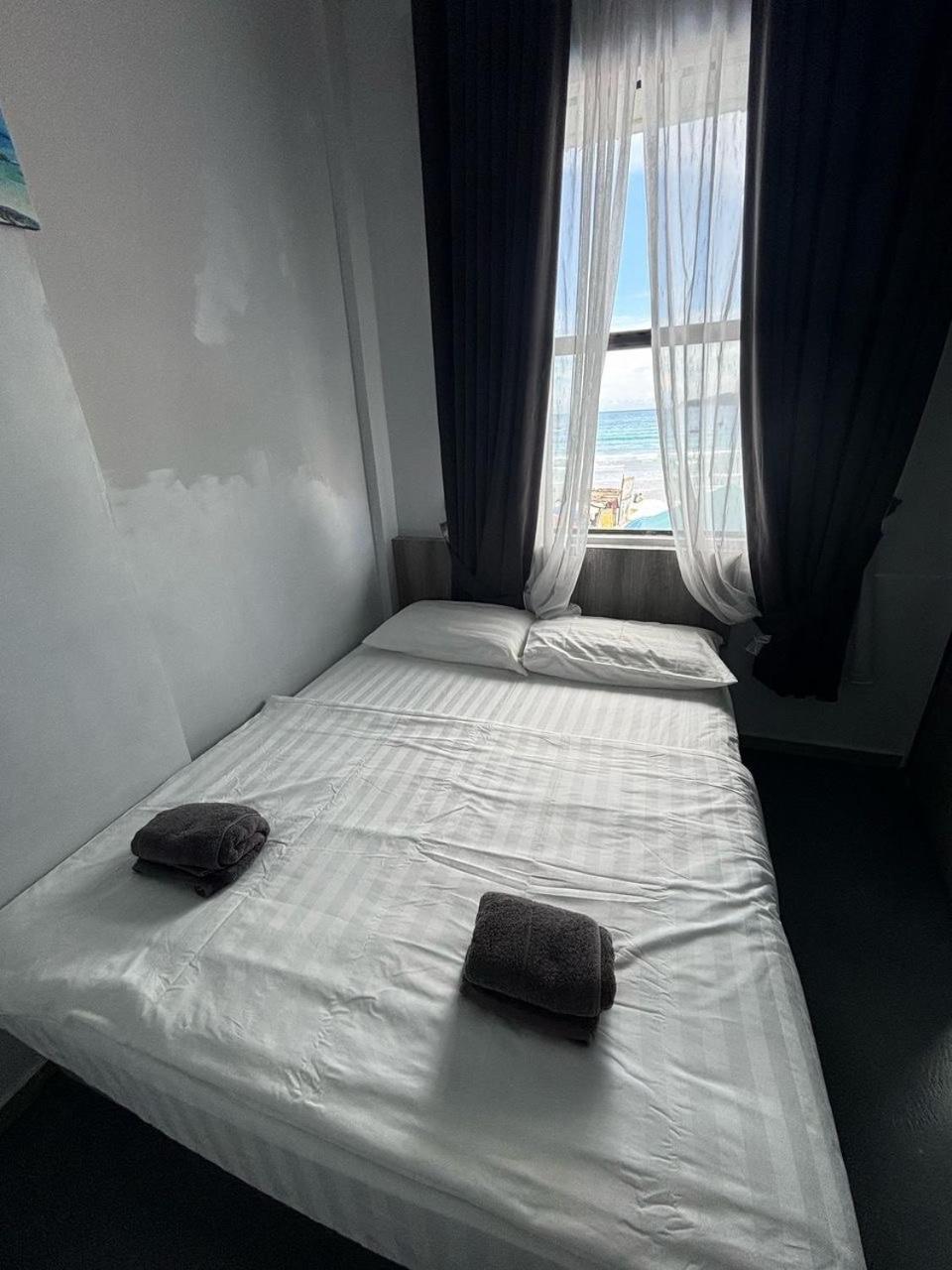 The Room Inn - Pasir Panjang Kampung Kuala Besut Екстериор снимка