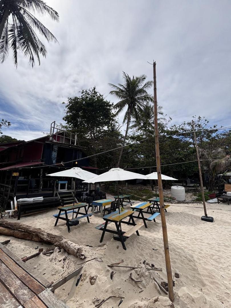 The Room Inn - Pasir Panjang Kampung Kuala Besut Екстериор снимка